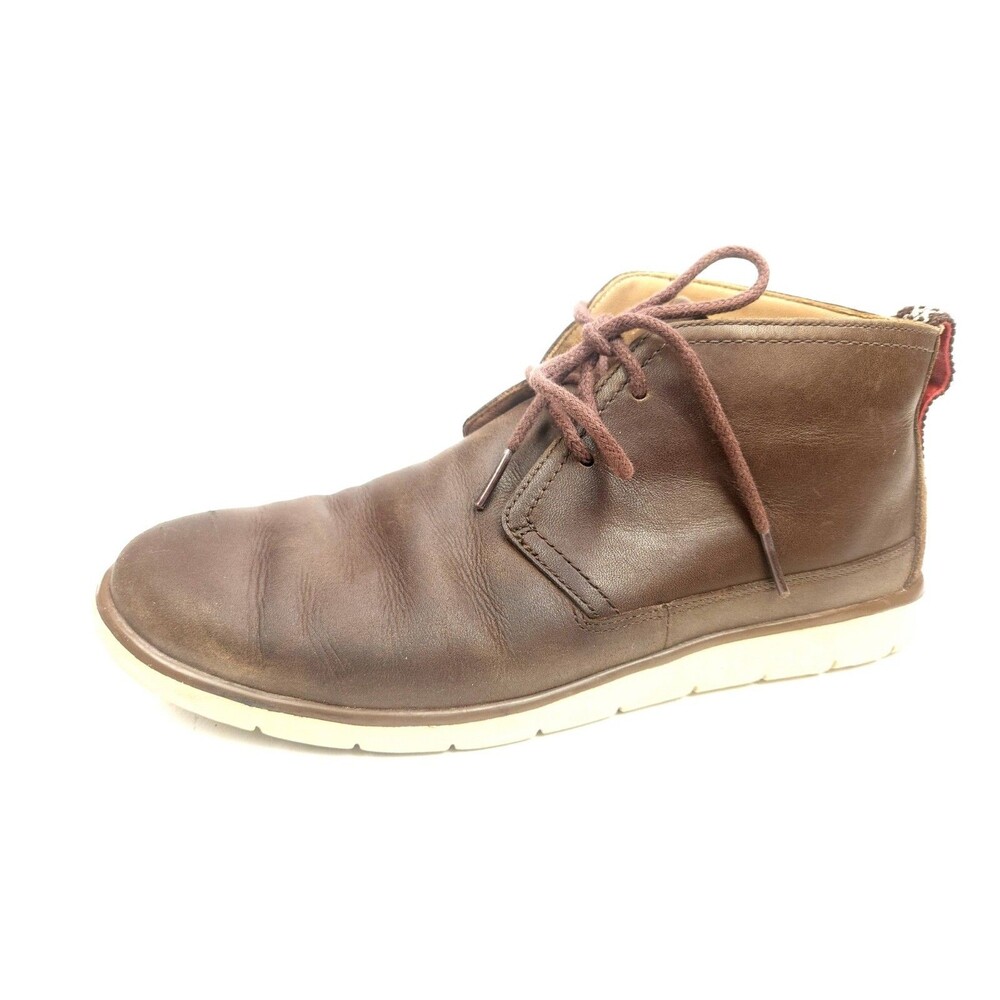 Ugg Freamon Leather Chukka Boots Men’s size 8.5 Brown